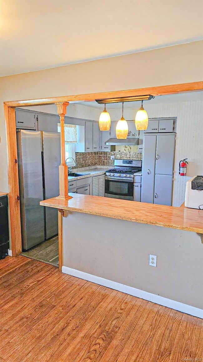 Photo - 225 Monhagen Ave