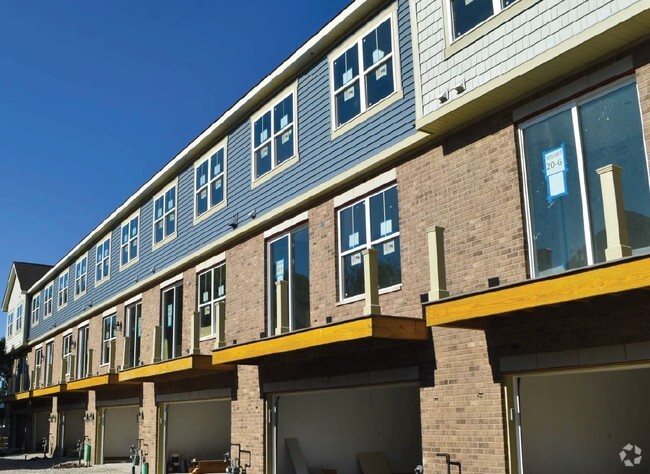 Building Photo - Webster Place Rental
