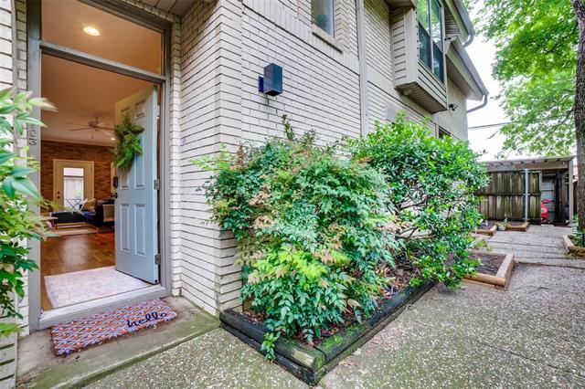 Building Photo - 4217 Bowser Ave Unit 103