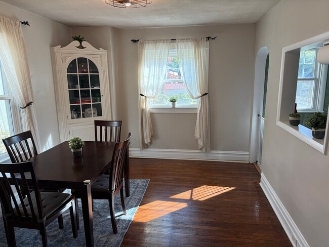 41 Spencer Ave
