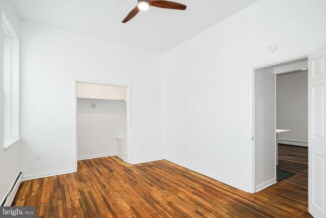 Photo - 1024 Pine St