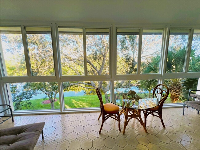 Building Photo - 2101 Lucaya Bend Unit 0-4