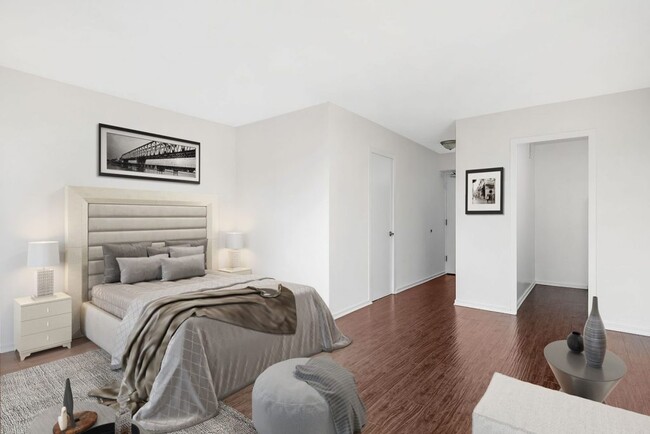 Photo - 3130 N Lake Shore Drive