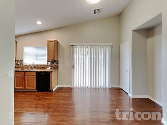 Photo - 34527 Karan Swiss Cir