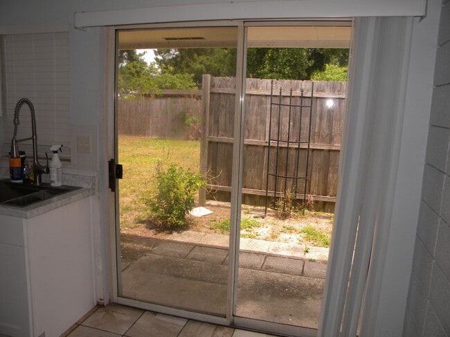 Photo - 1031 Royal Palm Ave