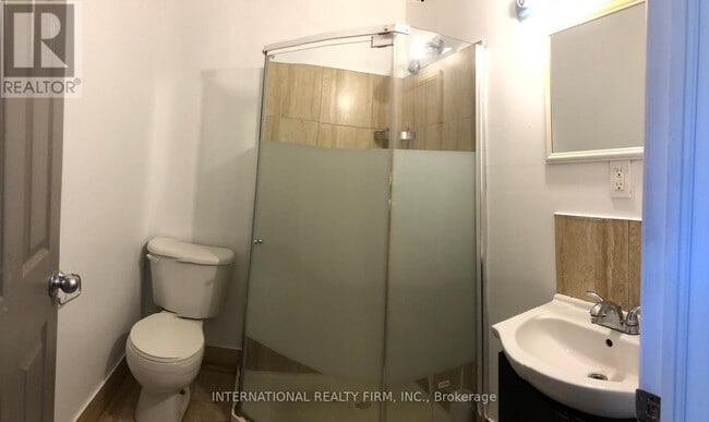 Photo - 1272 Danforth Ave