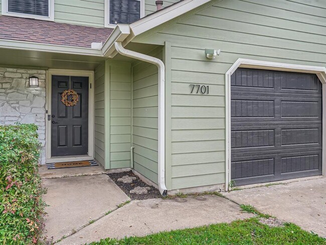 Photo - 7701 Copano Dr