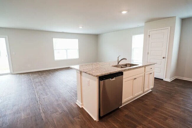 Photo - 472 Coconut Dr
