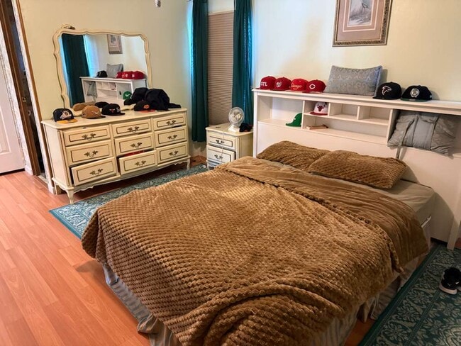 Photo - 717 Royal Palm Ave