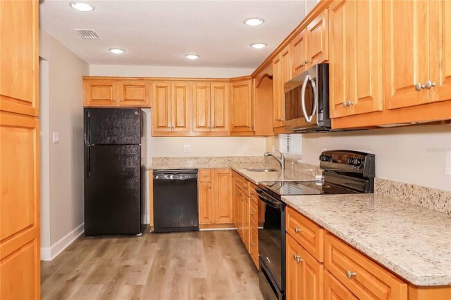 Photo - 38 Woodlake Dr
