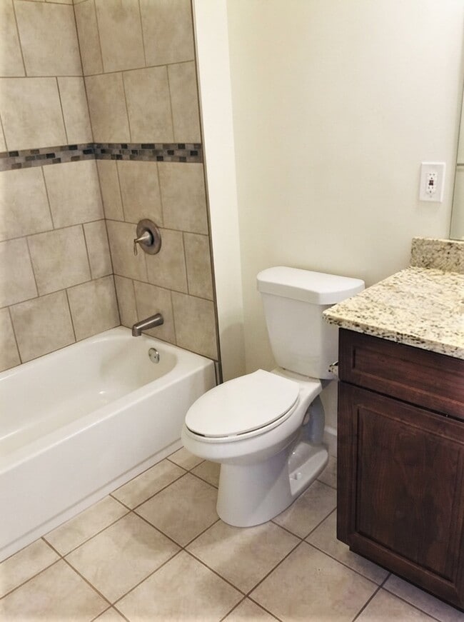 2013 Ontario St Unit 31