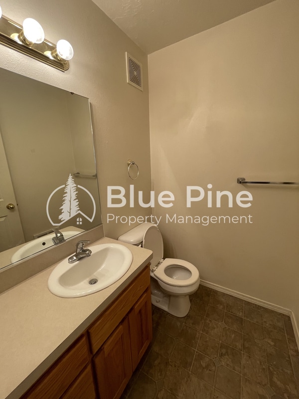 Photo - 345 S Byron Ave