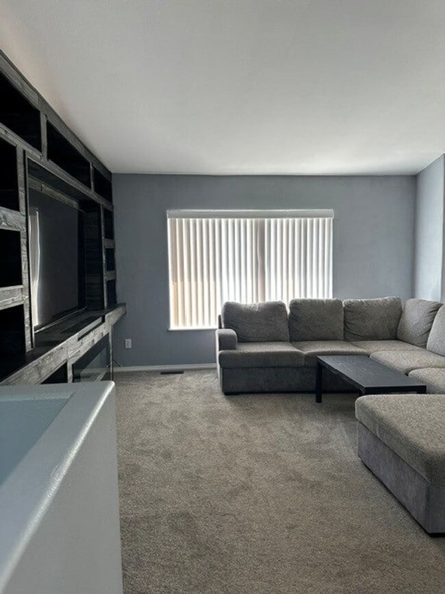 Photo - 3Bed, 2Bath Single Family Home in Beautiful Eagle River!!