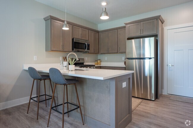 3BR, 2.5BA - 1,498SF - Kitchen - Ventura Townhouses LLC