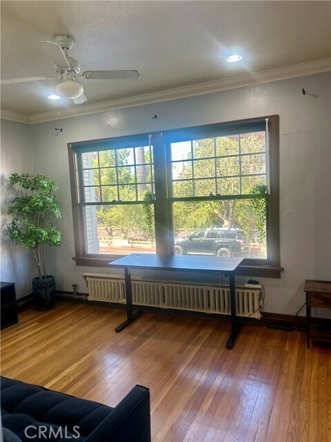 Photo - 2121 James M Wood Blvd Unidad 121