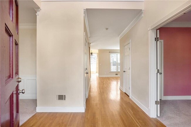 Photo - 1200 Whitehawk Trail NW