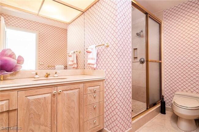 Building Photo - 4400 Gulf Shore Blvd N Unit 3-305