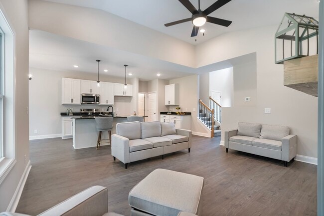 Photo - 3601 Westlake Dr