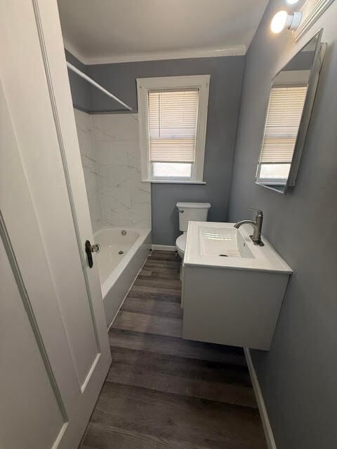 3872 Vine St Unit 4
