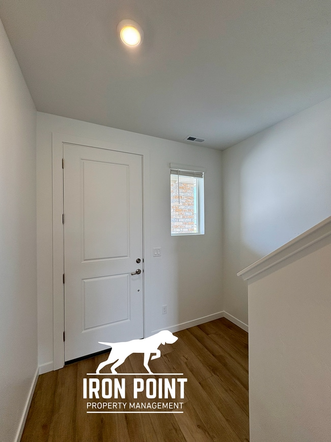 Photo - 8271 W White Willow St