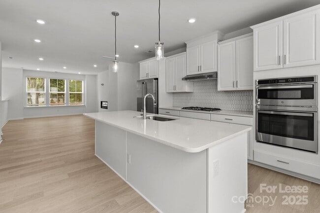 Photo - 109 Goodson Pl