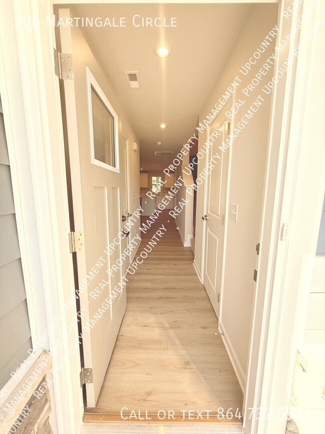 106 Martingale Cir
