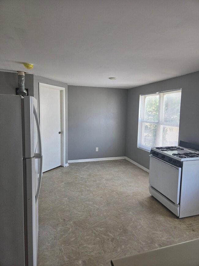 Photo - 306 Greenwood Unit Apt 3