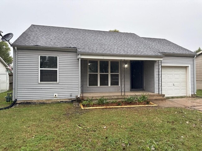 Photo - 2318 W 33rd St S