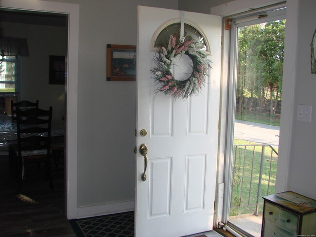 Photo - 9 Red Bird Trail