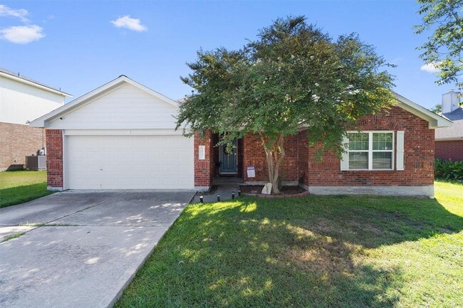Building Photo - 3937 Eagles Nest St Rental