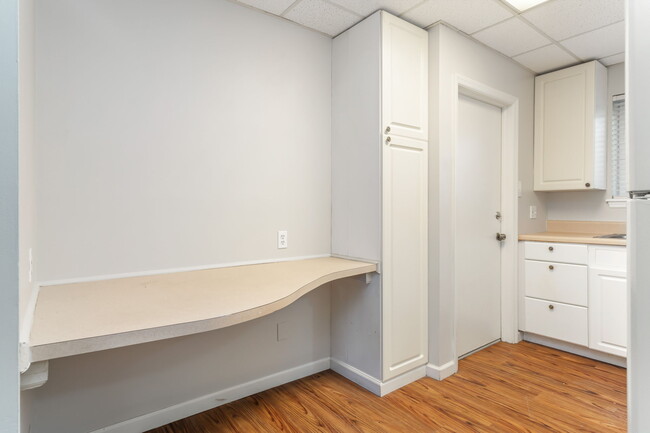 2751 Jersey Ave Unit - 4