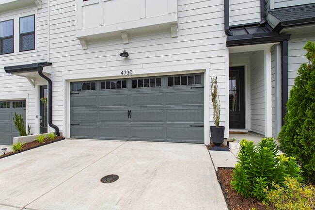 Photo - 4730 Cypress Tree Ln