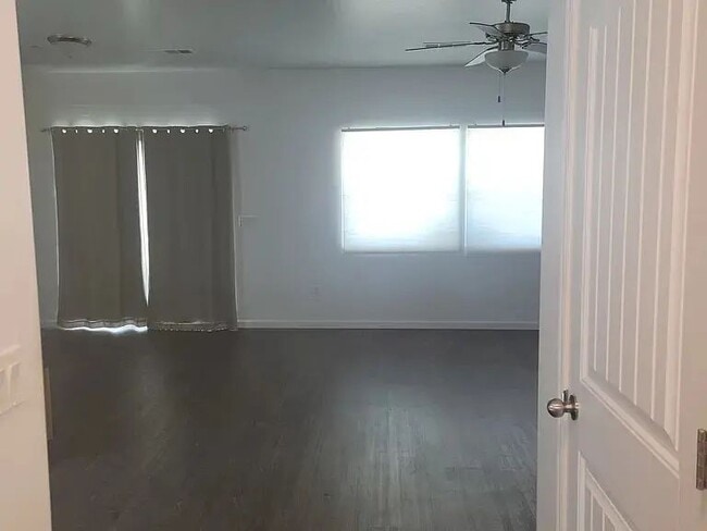 Photo - 7303 Avenue 310