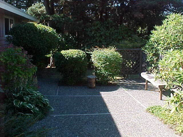 Photo - Refurbished Bridlemile 4 bedroom - fresh p...