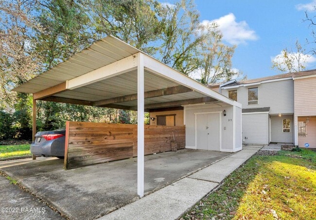 Building Photo - 315 Sidney Martin Rd