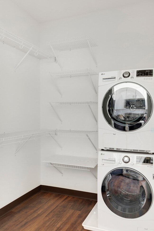 Rym Apartments