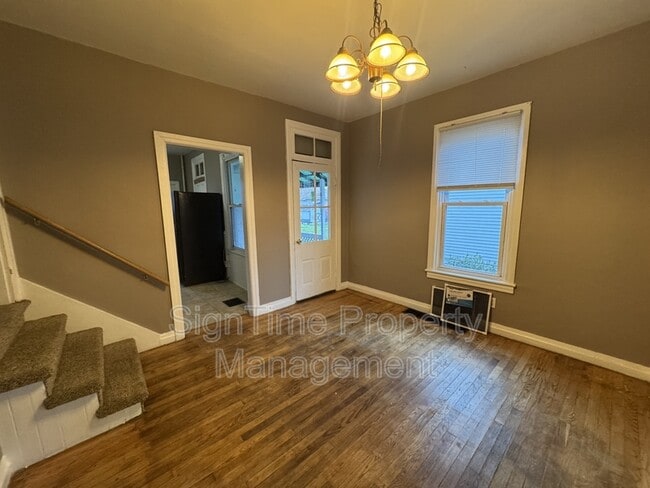 Photo - 1009 Corbett St