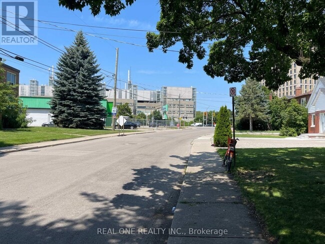 Photo - 35 Bowman St