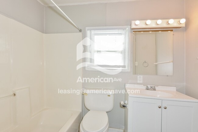 Photo - 710 Chambers Rd