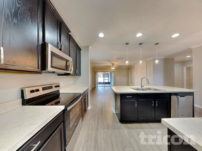 Photo - 1266 Stratton Ave