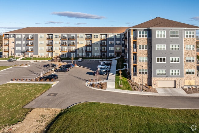 Colorado Commons - 143 N Wildwood St