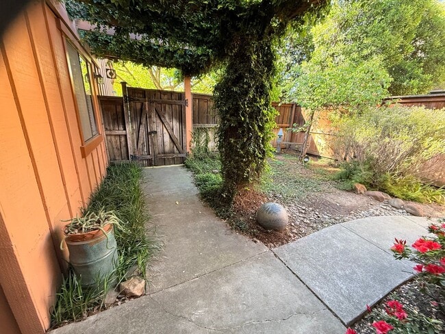 Photo - Beautiful Cal Park Rental Property!
