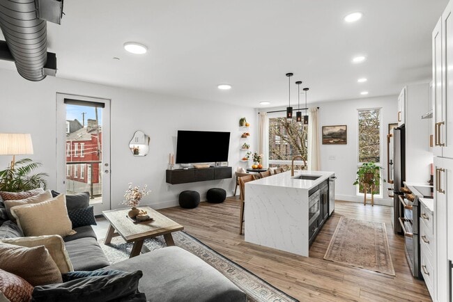 Photo - 3725 Butler St