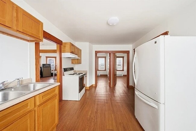 Photo - 31 Whitcomb St Unidad 2