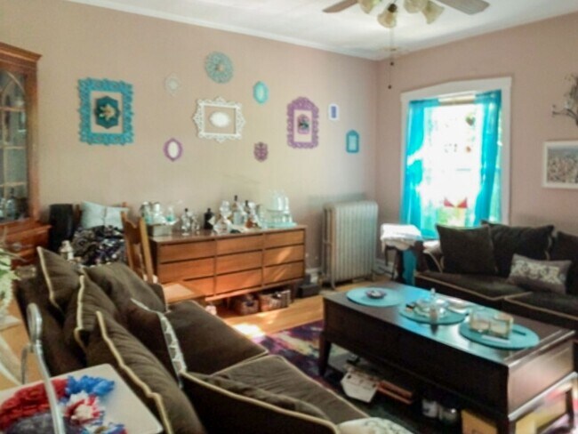 5137 N Wolcott Ave Unit 3