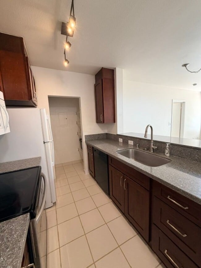 Photo - Streamside at Launani Valley 3 bedroom/2 bath with 2 parking Unit C102