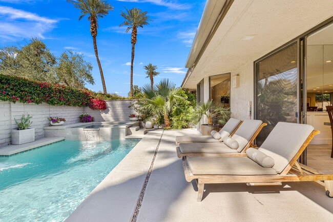 Photo - 76 Princeton Dr