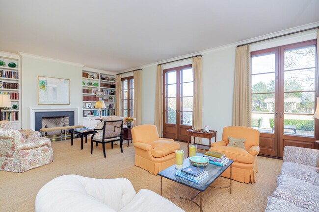 Photo - 286 Downs Path