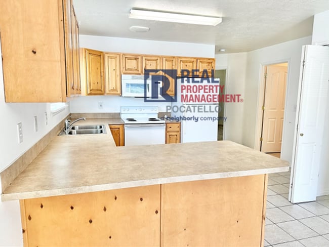 Photo - 4407 Opal Ave Unidad D