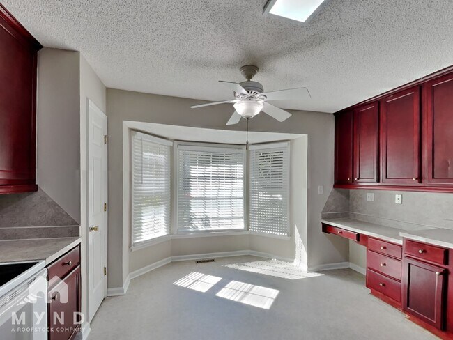 Photo - 727 Twin Brooks Ct